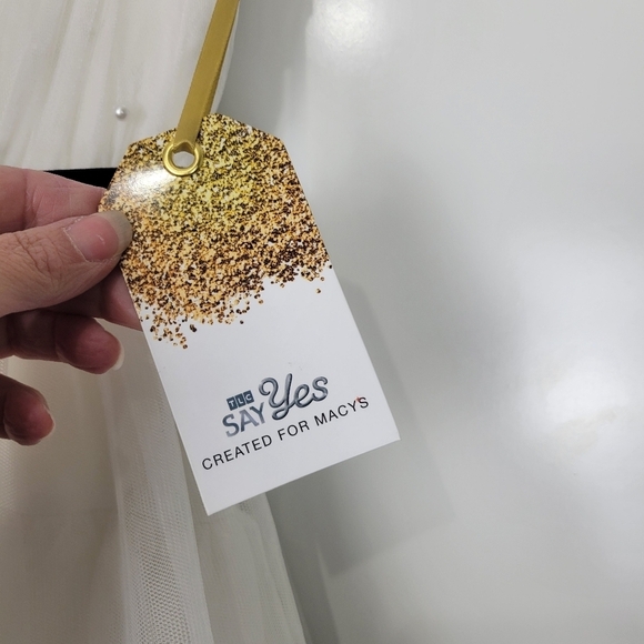 NWT TLC Say Yes Juniors Tulle & Faux Pearl Tiered Ball Gown Size 0 - Picture 13 of 15